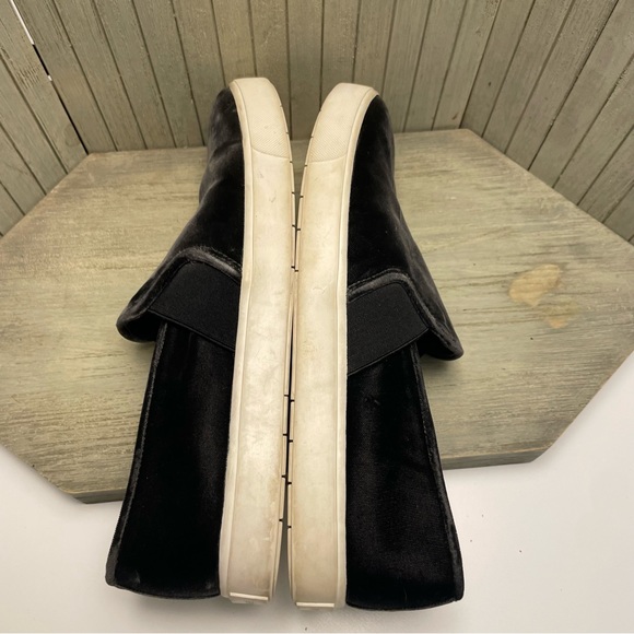 Mens VINCE Grey Velvet Slip On Sneakers 9 - Picture 9 of 9